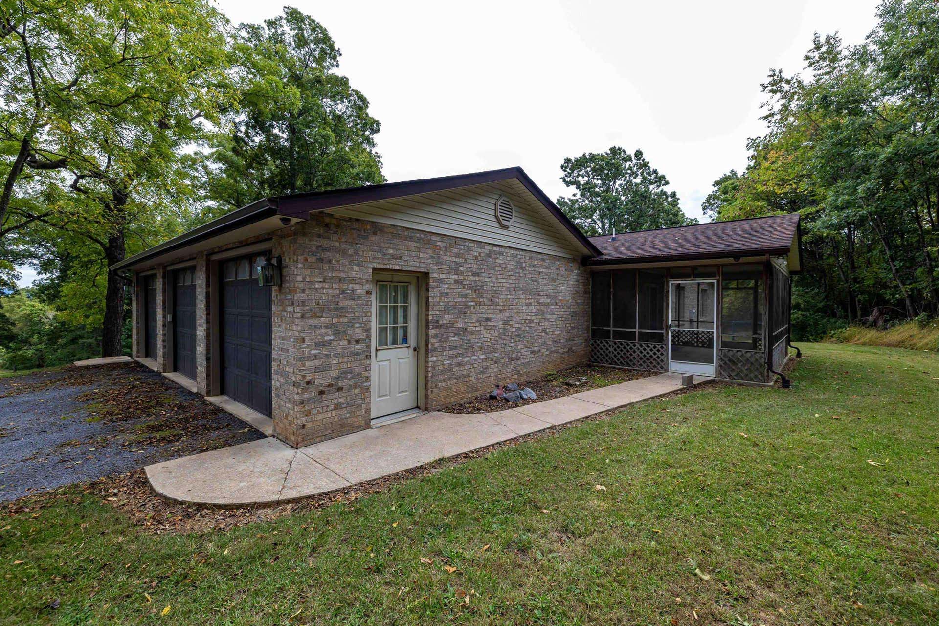 107 FAIRVIEW CIR, Woodstock, VA 22664 107 FAIRVIEW CIR, Woodstock, VA 22664