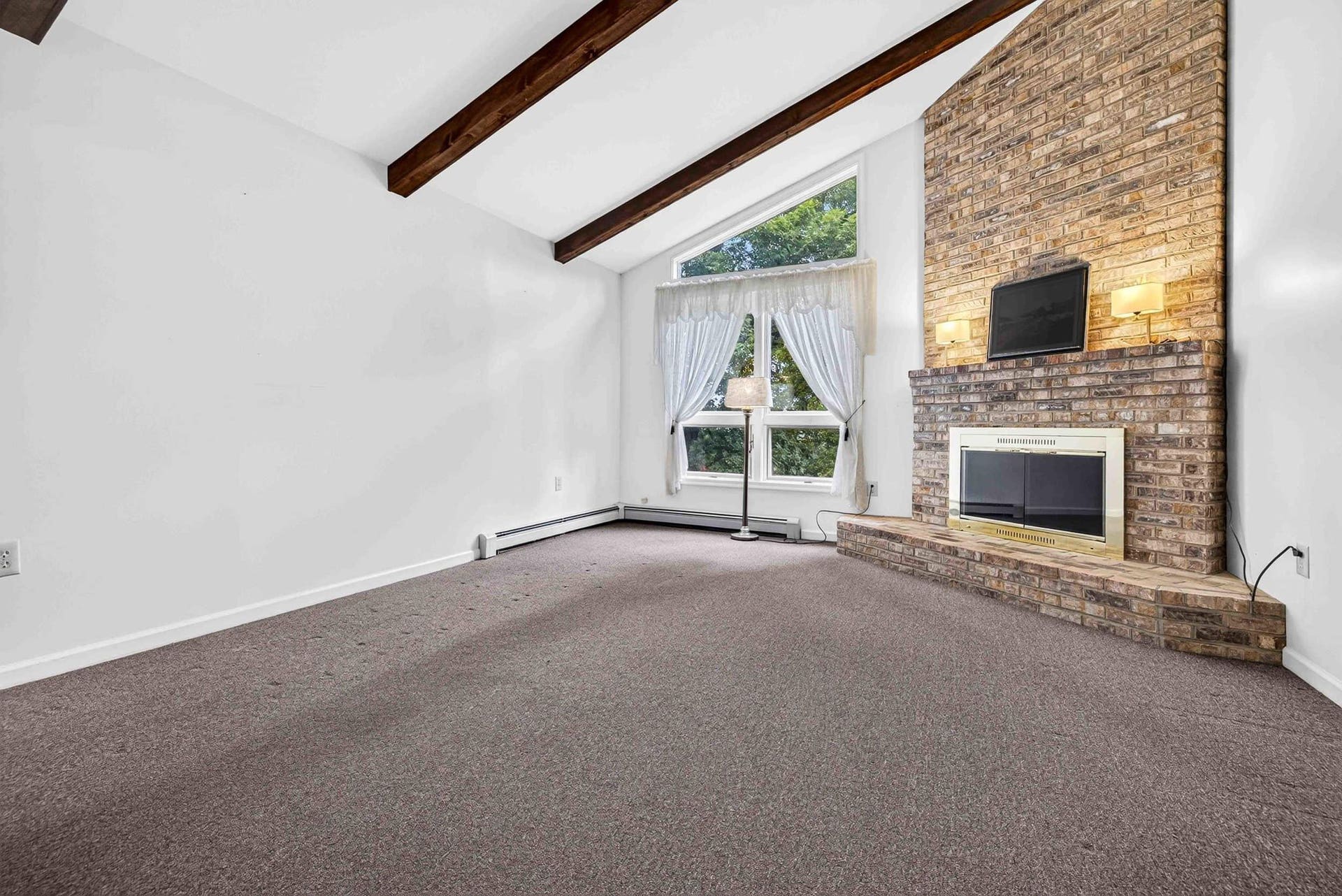 107 FAIRVIEW CIR, Woodstock, VA 22664 107 FAIRVIEW CIR, Woodstock, VA 22664