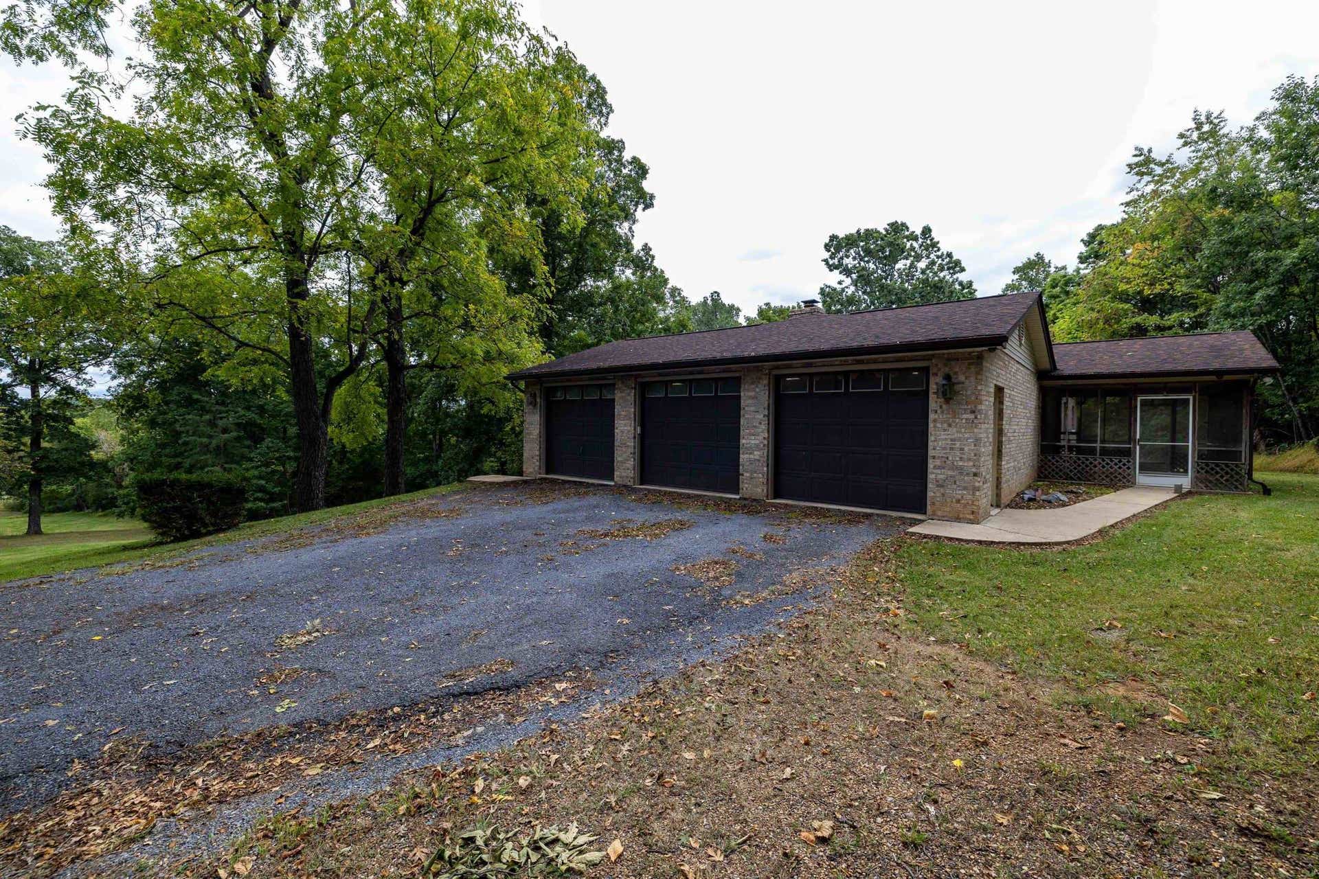 107 FAIRVIEW CIR, Woodstock, VA 22664 107 FAIRVIEW CIR, Woodstock, VA 22664