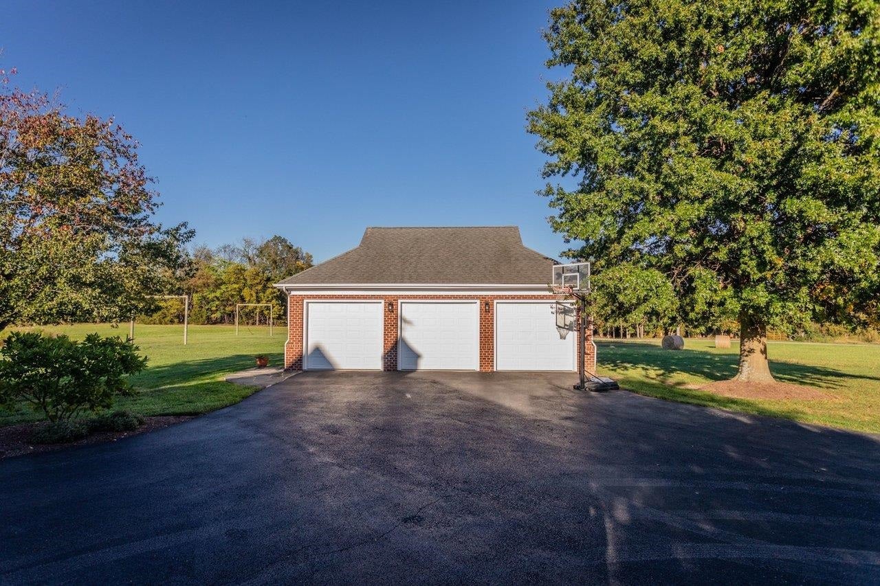 1130 THREE SPRINGS RD, Mc Gaheysville, VA 22840