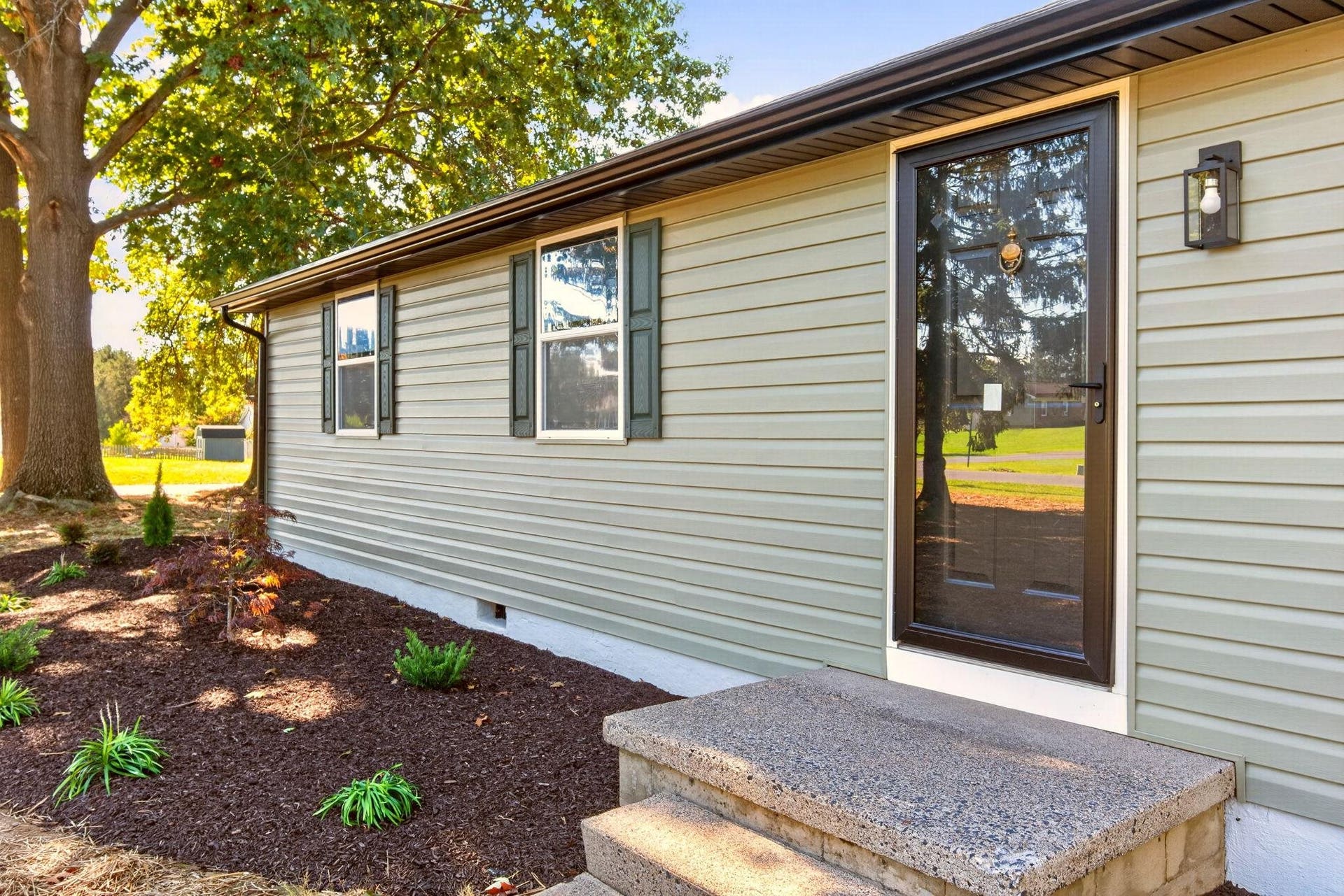 1801 GUM AVE, Grottoes, VA 24441 1801 GUM AVE, Grottoes, VA 24441
