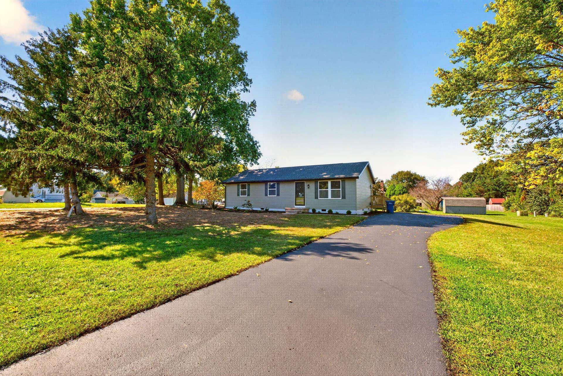 1801 GUM AVE, Grottoes, VA 24441 1801 GUM AVE, Grottoes, VA 24441