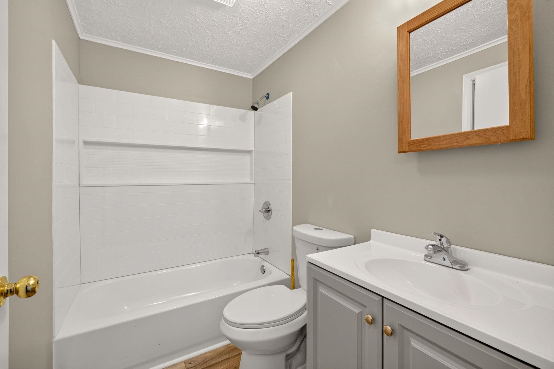 1801 GUM AVE, Grottoes, VA 24441 1801 GUM AVE, Grottoes, VA 24441