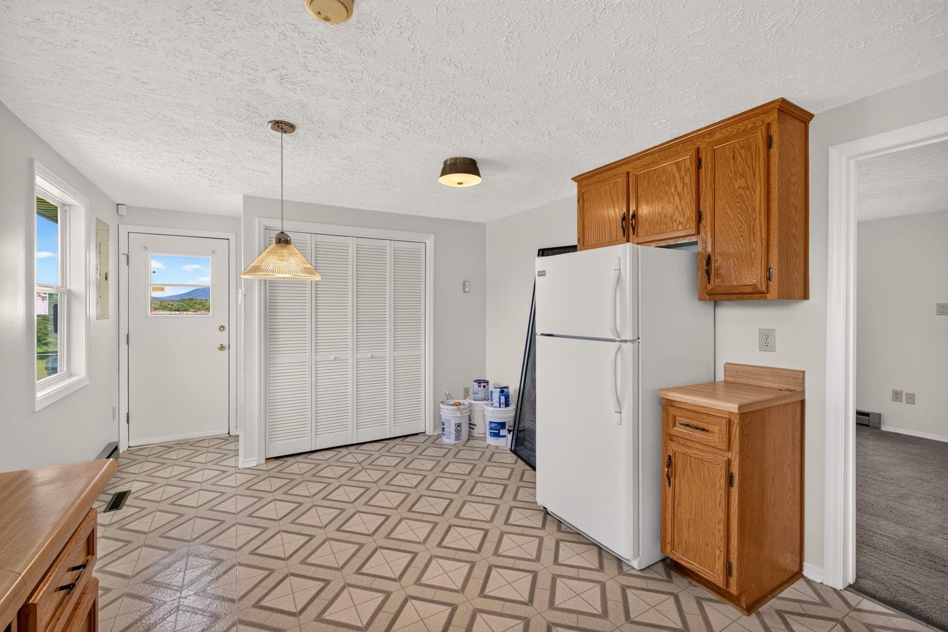 1801 GUM AVE, Grottoes, VA 24441 1801 GUM AVE, Grottoes, VA 24441
