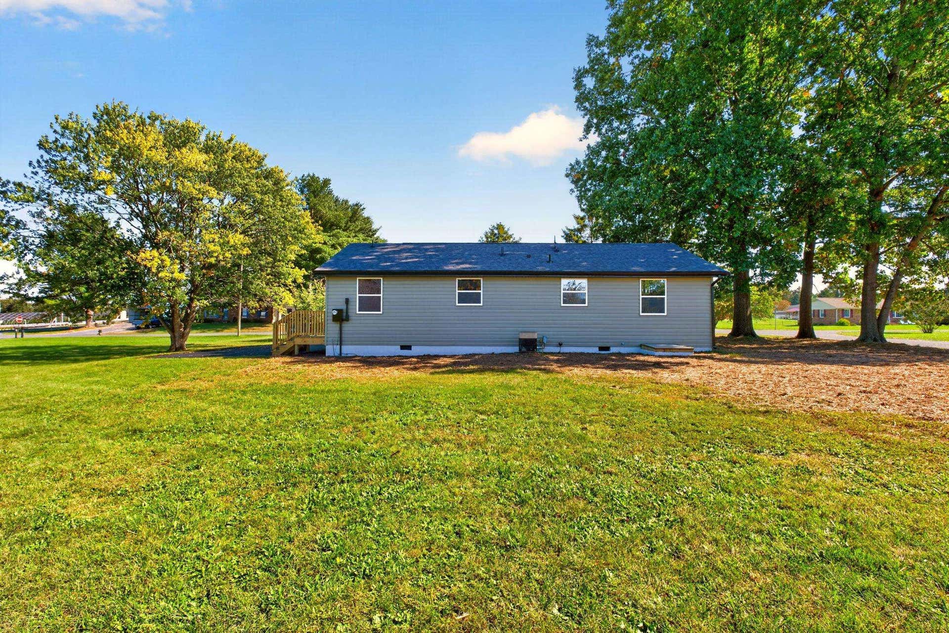 1801 GUM AVE, Grottoes, VA 24441 1801 GUM AVE, Grottoes, VA 24441