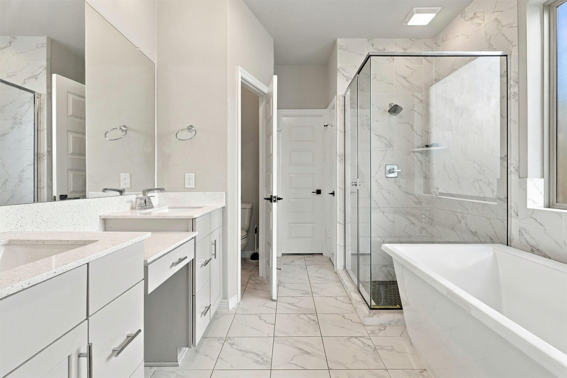 1638 Rosedale Drive, Missouri City, TX 77459 Primary Bath