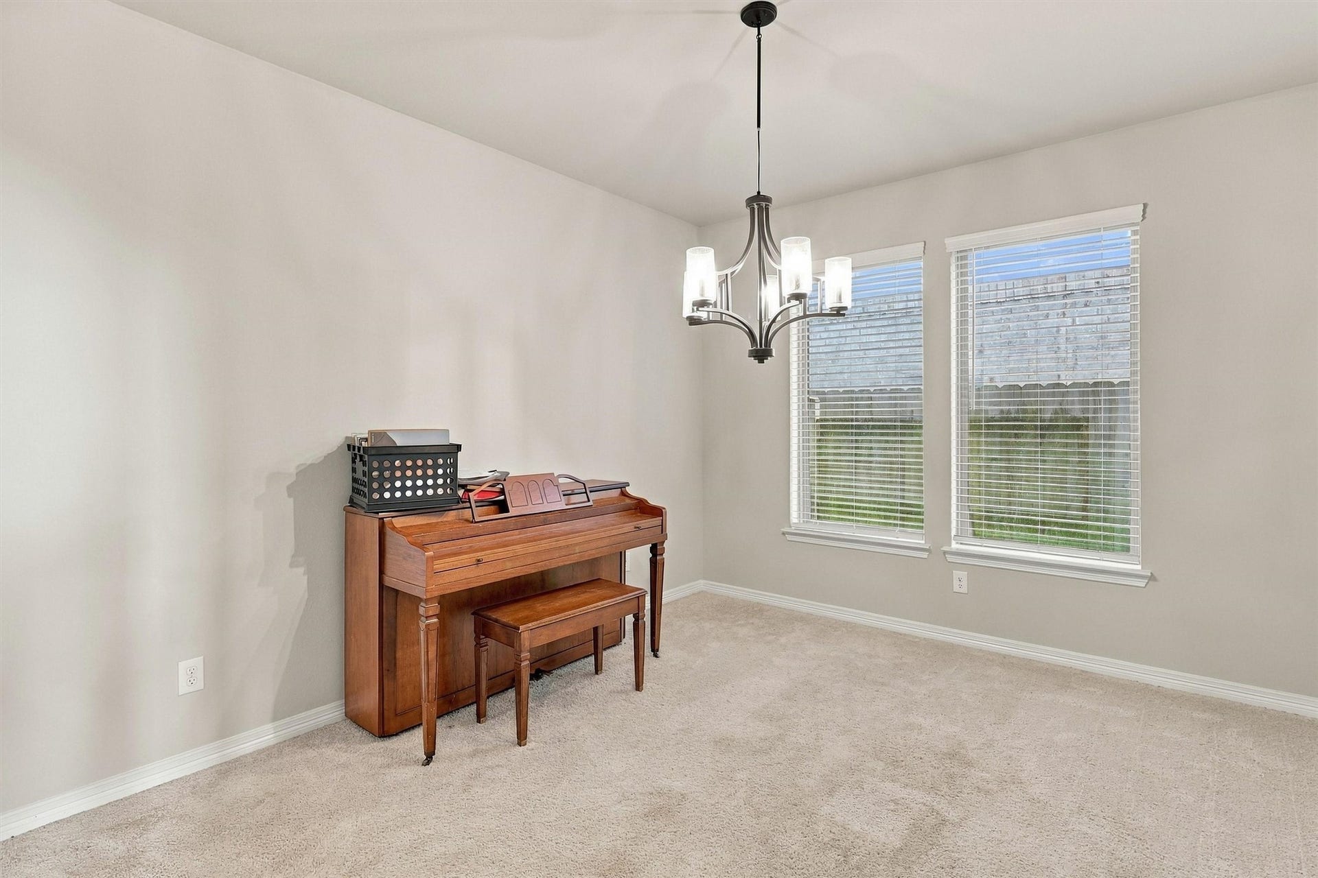 1638 Rosedale Drive, Missouri City, TX 77459 1638 Rosedale Drive, Missouri City, TX 77459