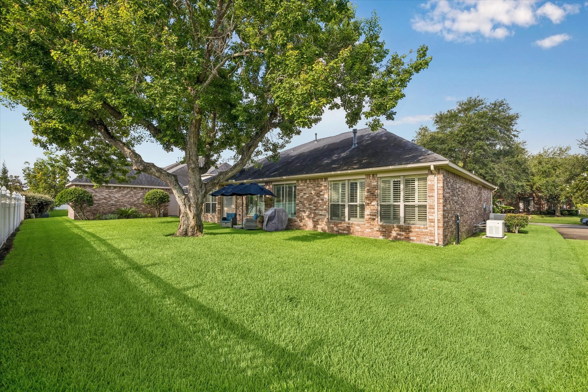 3503 Parkside Drive, Pearland, TX 77584 3503 Parkside Drive, Pearland, TX 77584