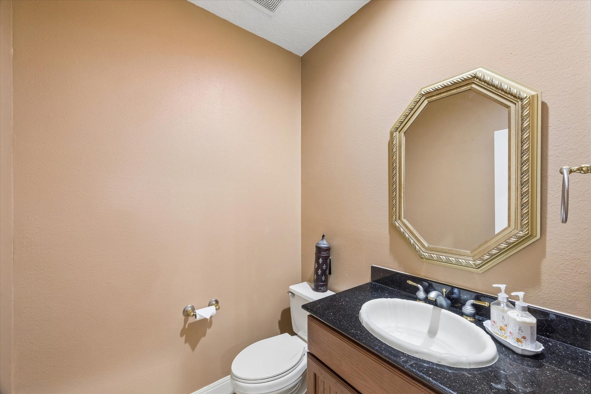 3503 Parkside Drive, Pearland, TX 77584 3503 Parkside Drive, Pearland, TX 77584
