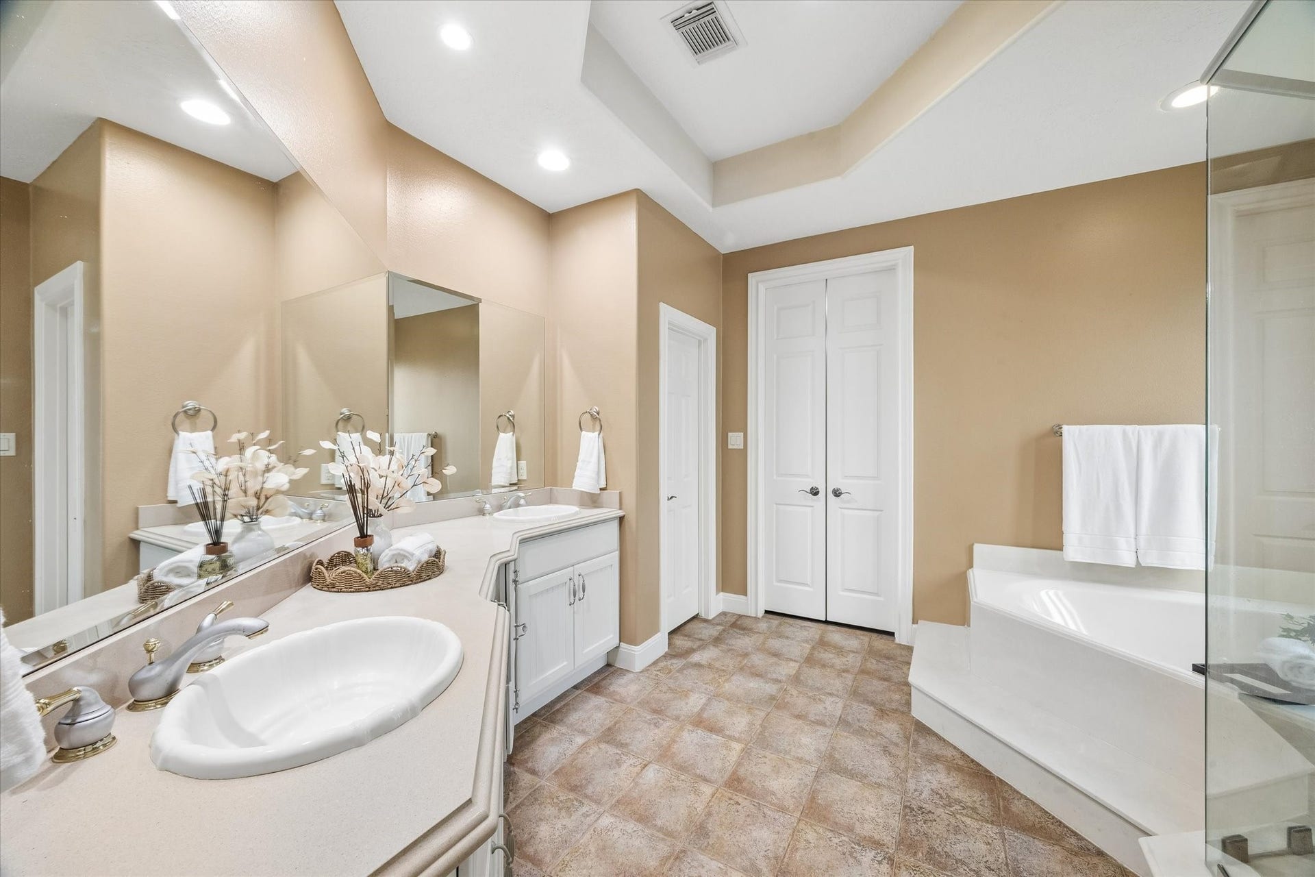 3503 Parkside Drive, Pearland, TX 77584 3503 Parkside Drive, Pearland, TX 77584