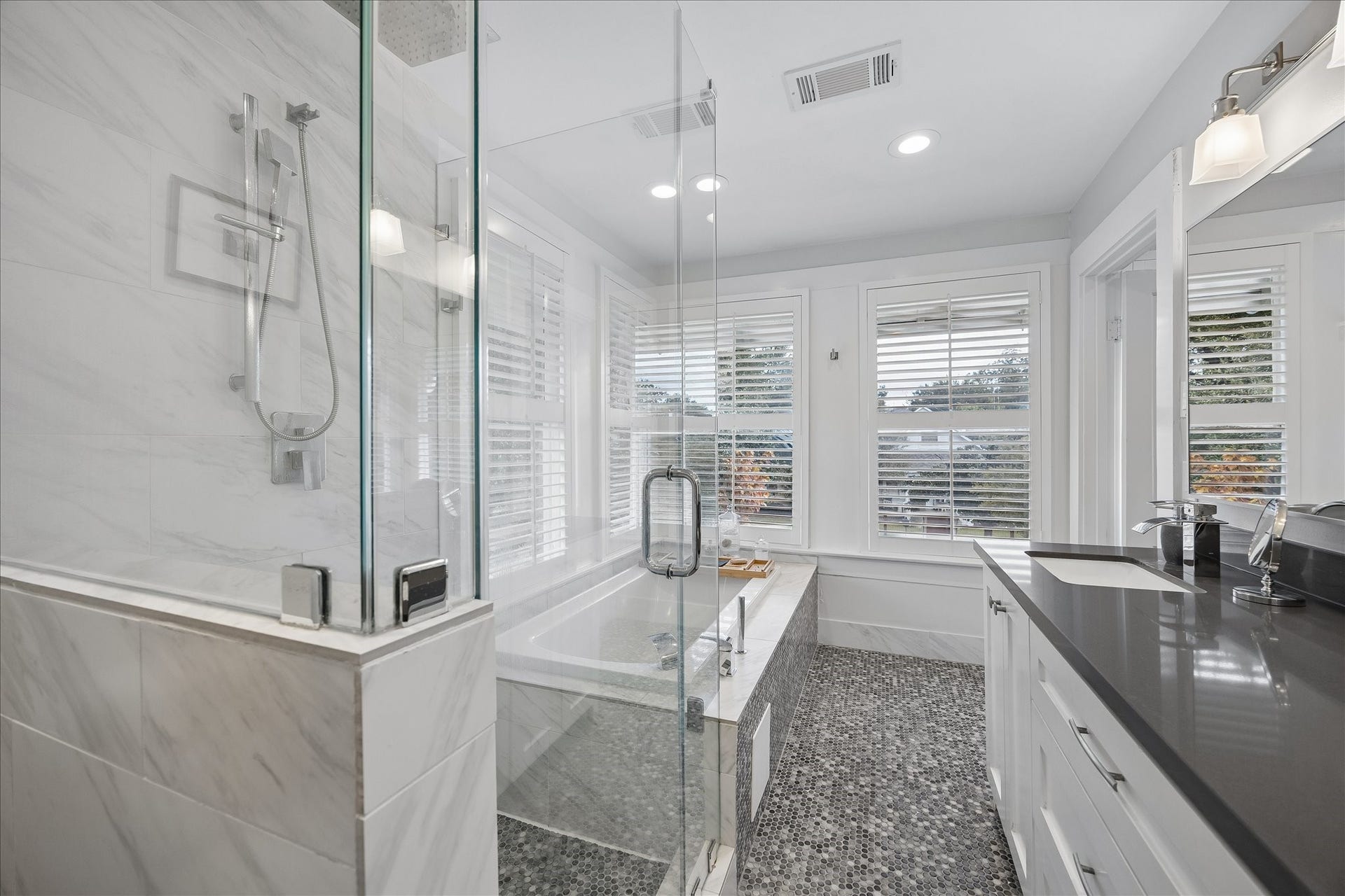 1221 Columbia Street, Houston, TX 77008 Every detail was attended to, this bathroom is a serene and beautiful place to retreat.