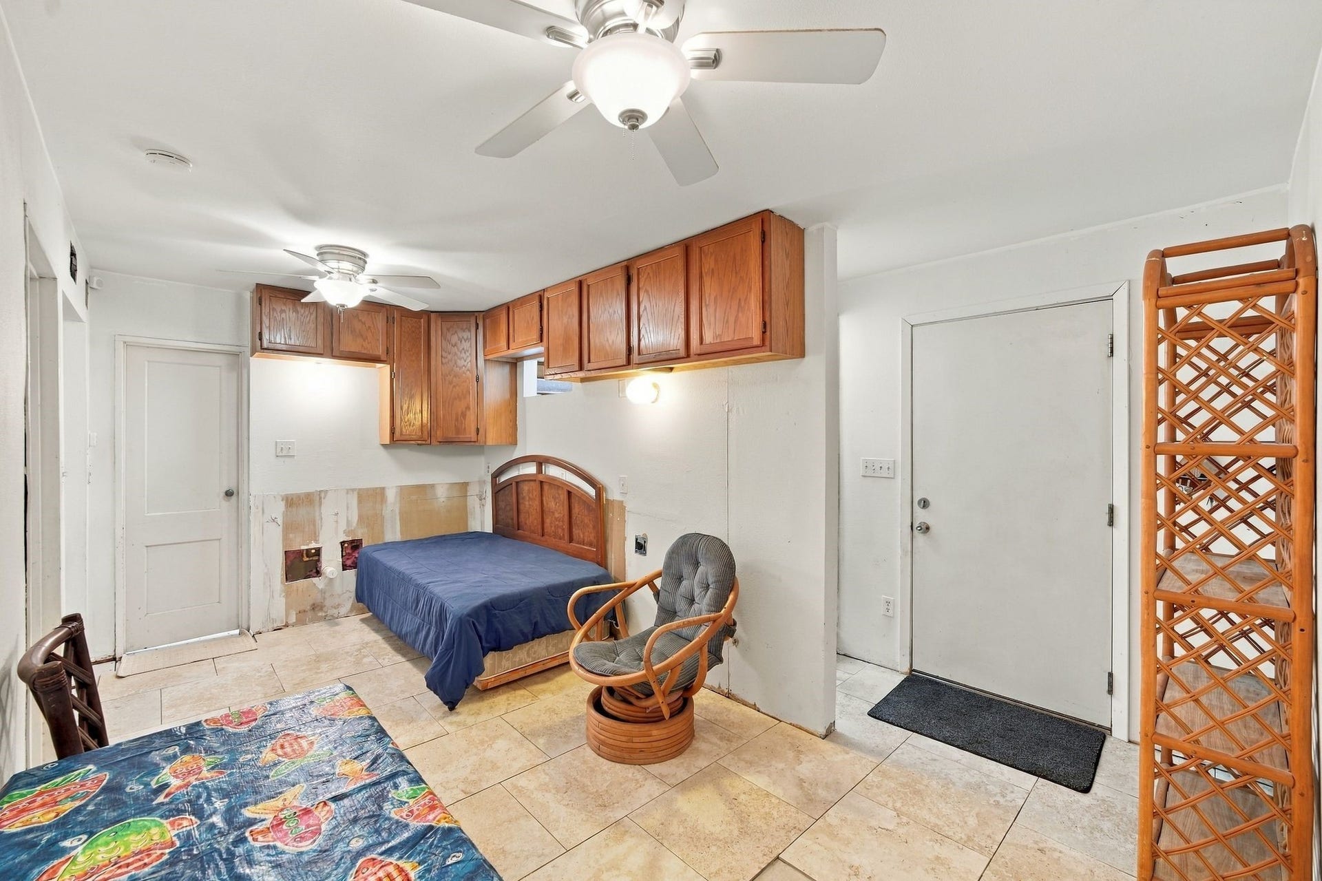 4214 Vista Road, Galveston, TX 77554