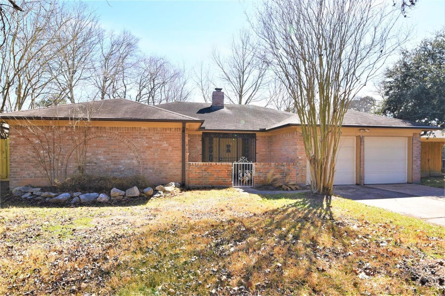 Property photo for 3907 Almington Lane, Houston, TX
