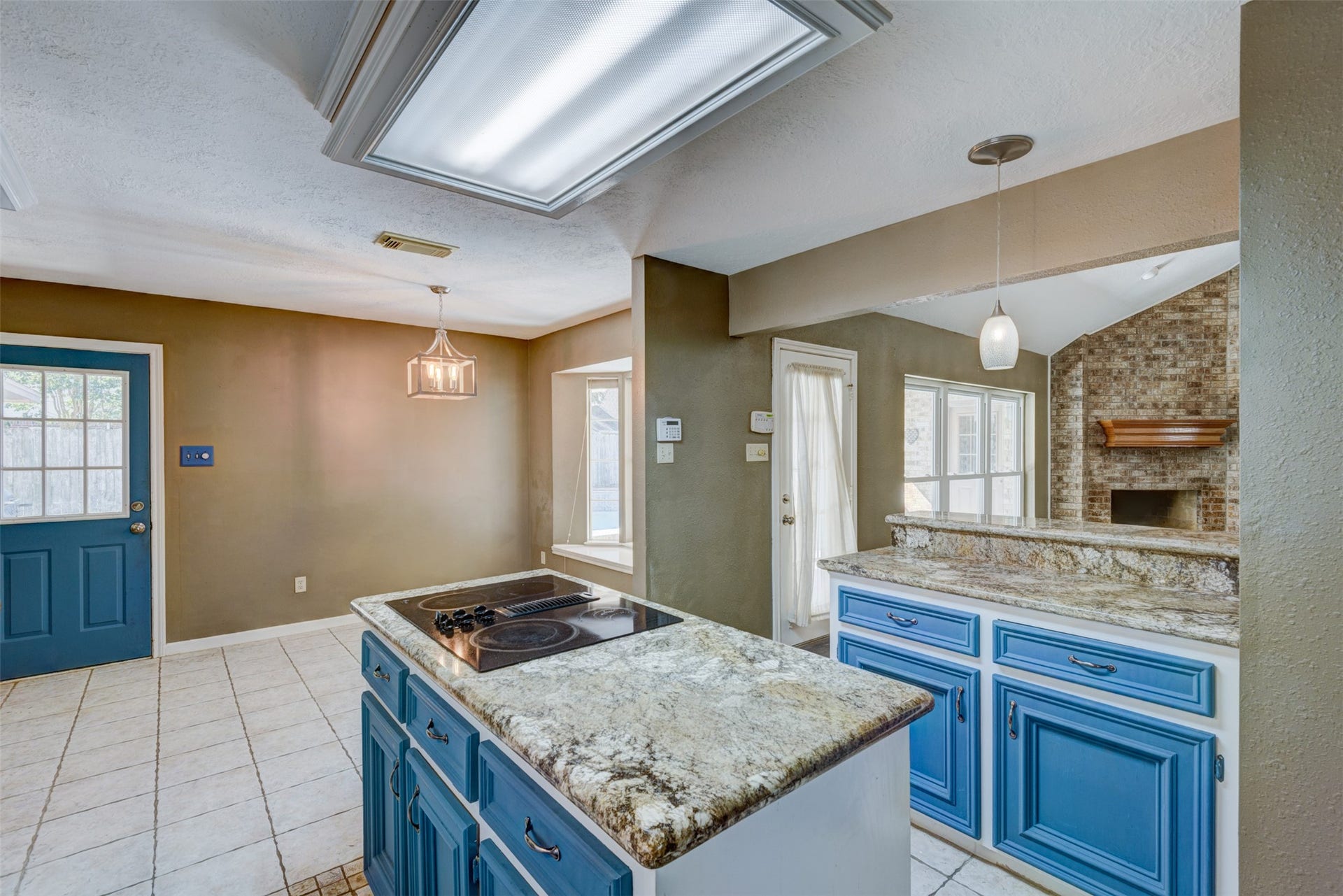 6502 Inverness Way, Pasadena, TX 77505