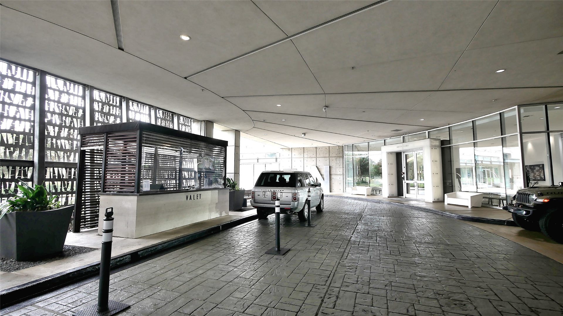 5925 ALMEDA RD, #12113, Houston, TX 77004 Entry with Reception