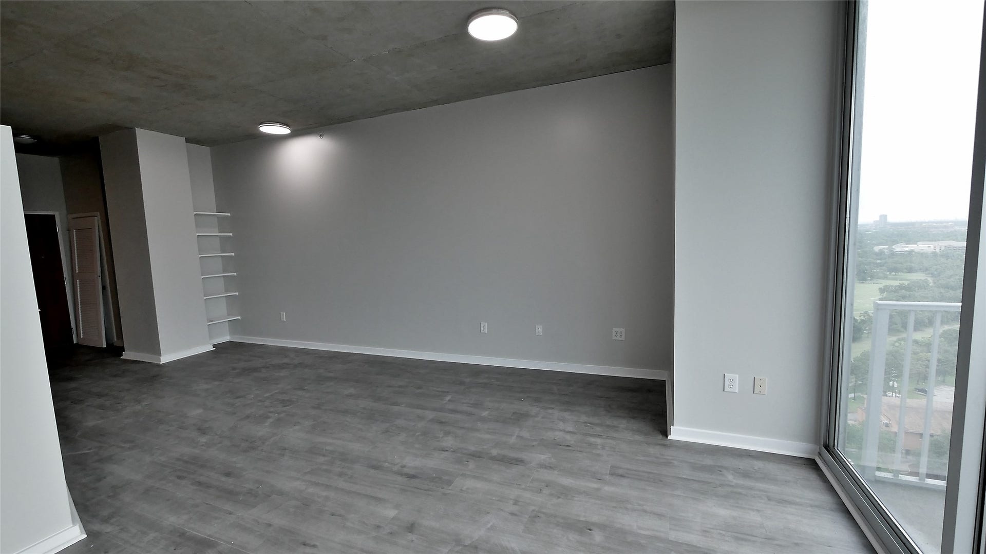 5925 ALMEDA RD, #12113, Houston, TX 77004 Kitchen and Dinig area.