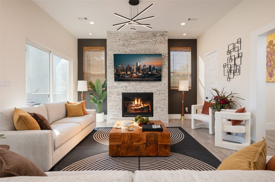 Property photo for 913 Thompson Street, Houston, TX