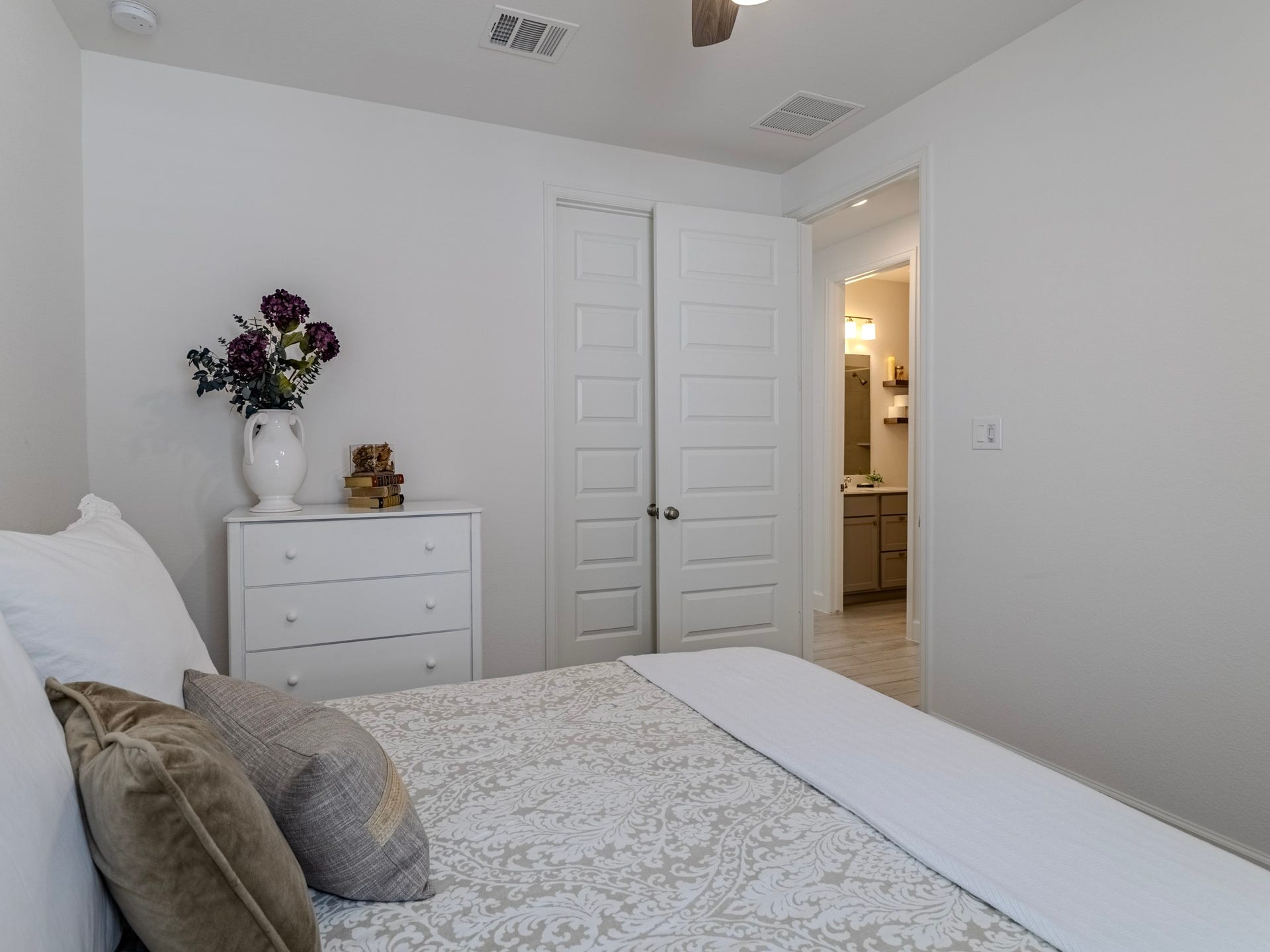 11115 Pale Tipped Way, Cypress, TX 77433 11115 Pale Tipped Way, Cypress, TX 77433