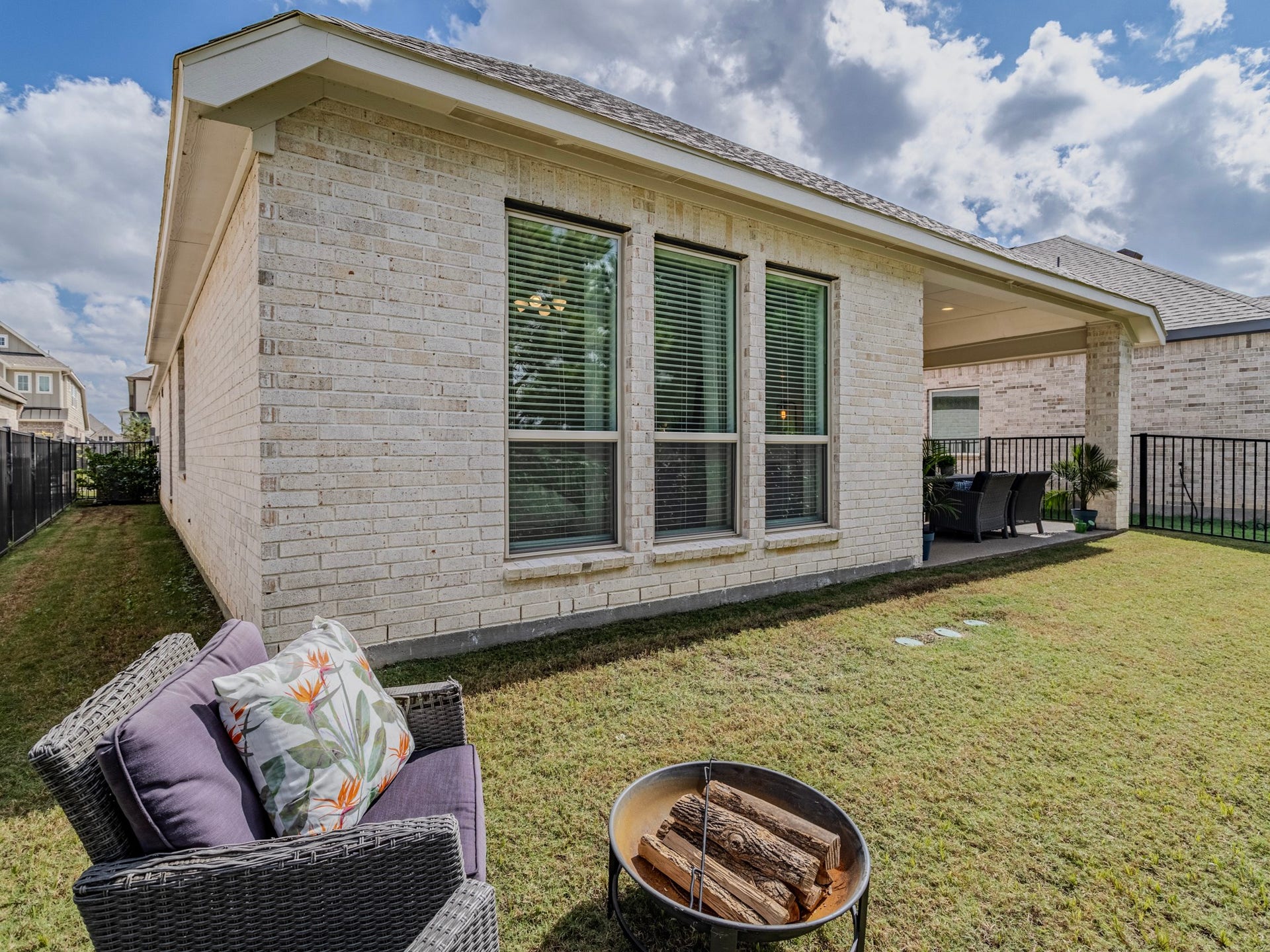 11115 Pale Tipped Way, Cypress, TX 77433 11115 Pale Tipped Way, Cypress, TX 77433