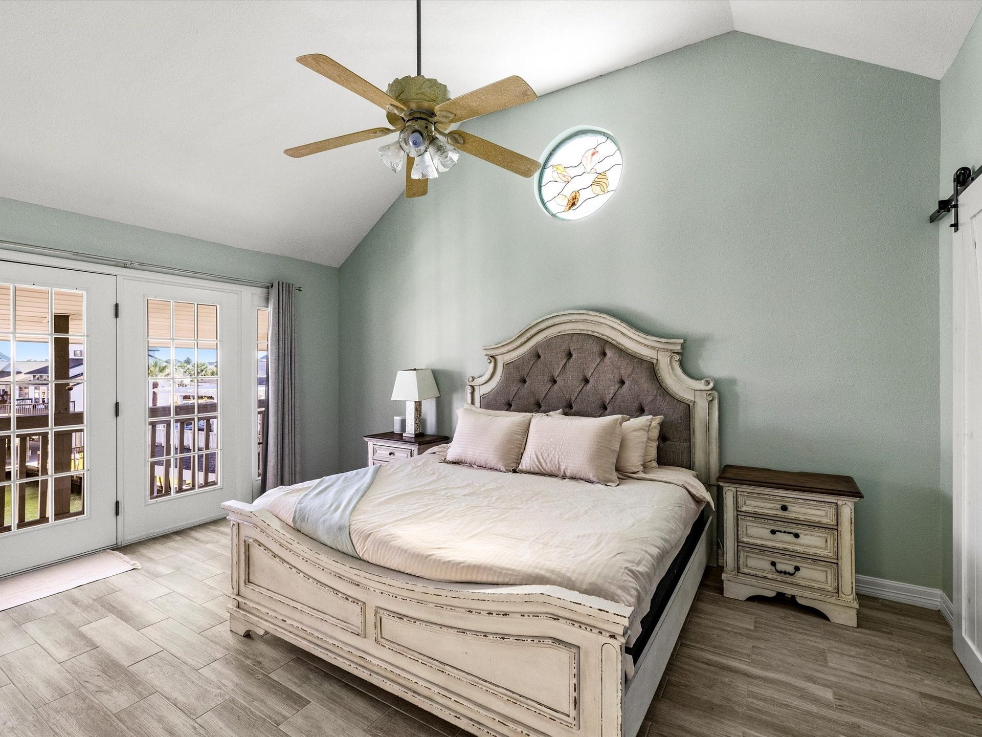 334 Paradise Drive, Tiki Island, TX 77554 334 Paradise Drive, Tiki Island, TX 77554