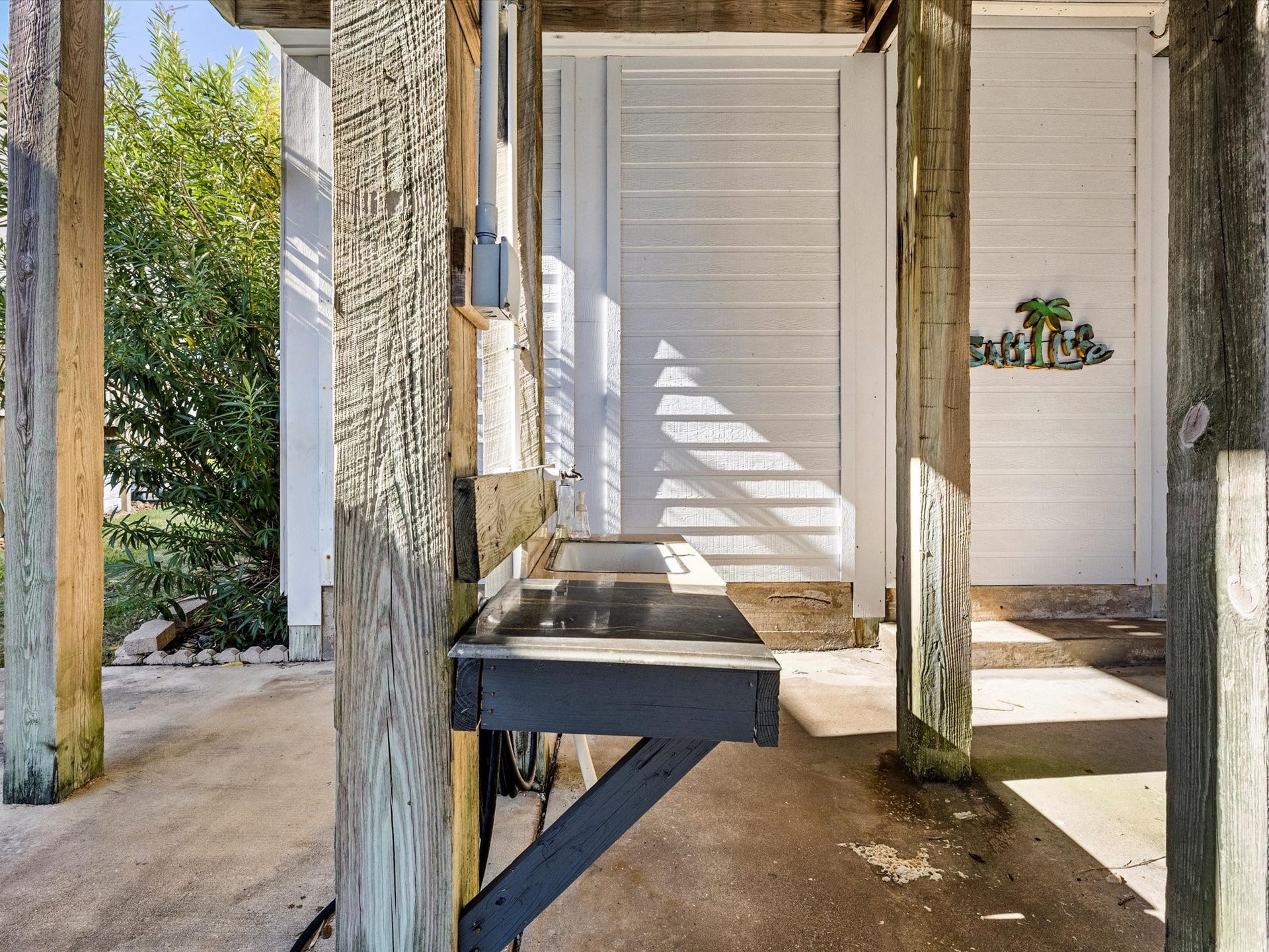 334 Paradise Drive, Tiki Island, TX 77554 334 Paradise Drive, Tiki Island, TX 77554