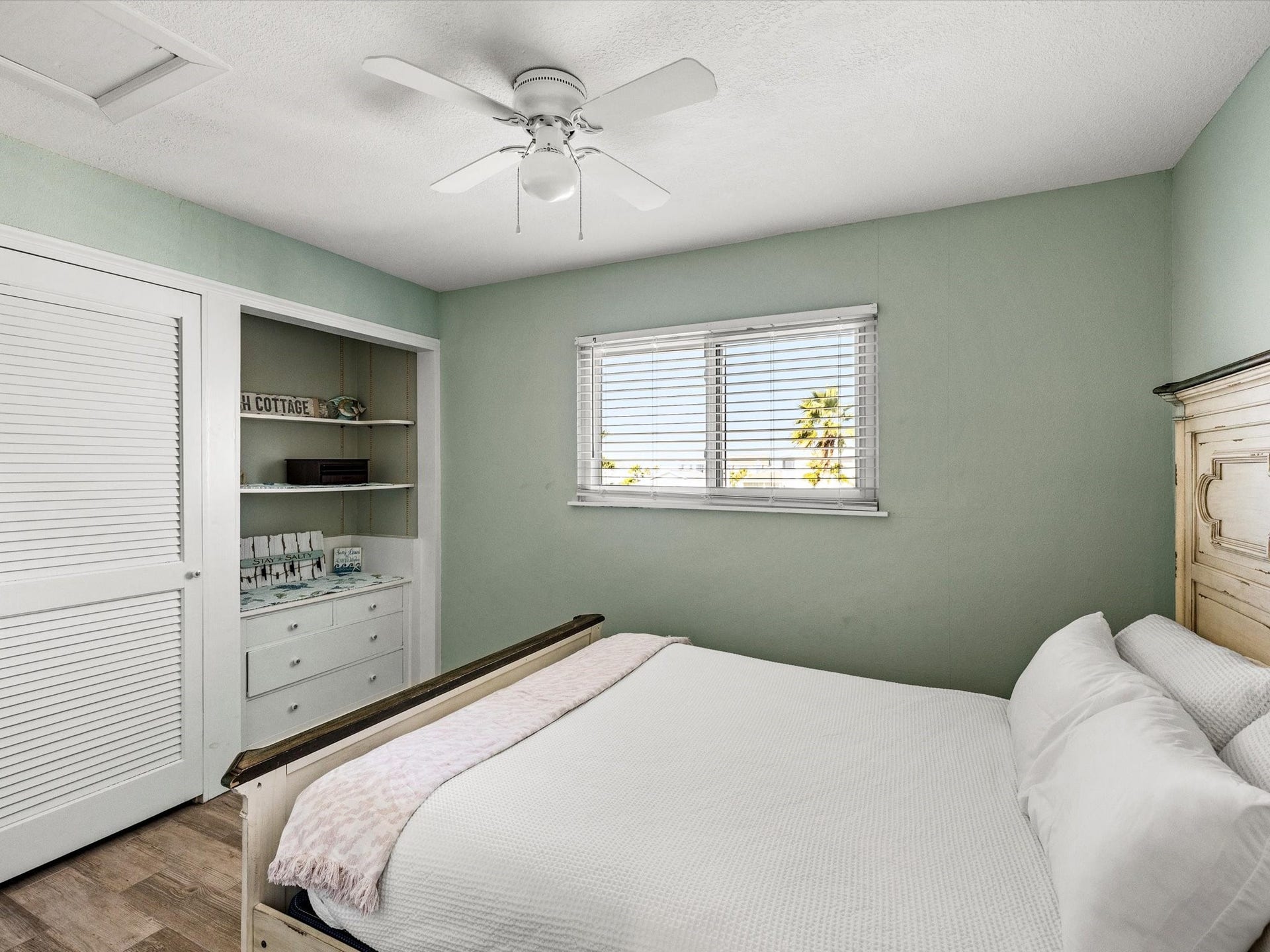 334 Paradise Drive, Tiki Island, TX 77554 334 Paradise Drive, Tiki Island, TX 77554