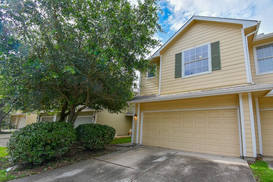 Property photo for 3402 Orchid Trace Lane, Houston, TX