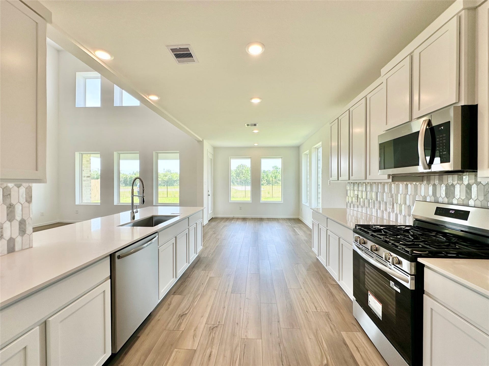 6207 Pelican Ridge Way, League City, TX 77573 6207 Pelican Ridge Way, League City, TX 77573