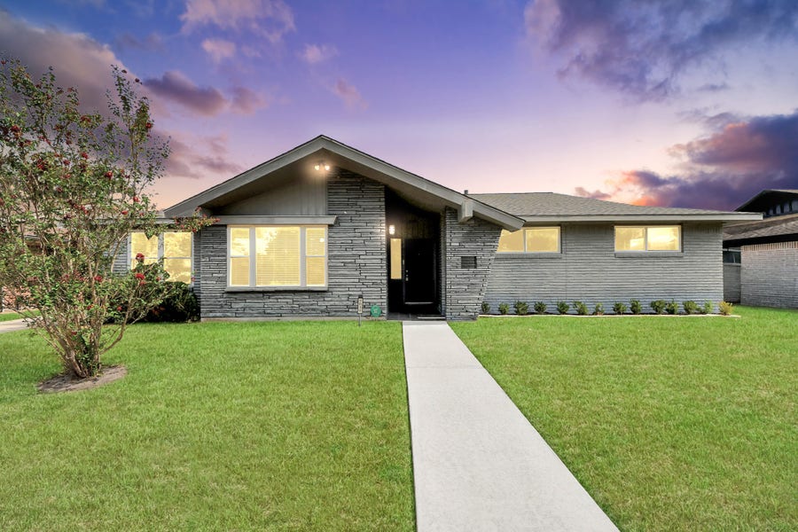 Property photo for 4038 Mischire Drive, Houston, TX