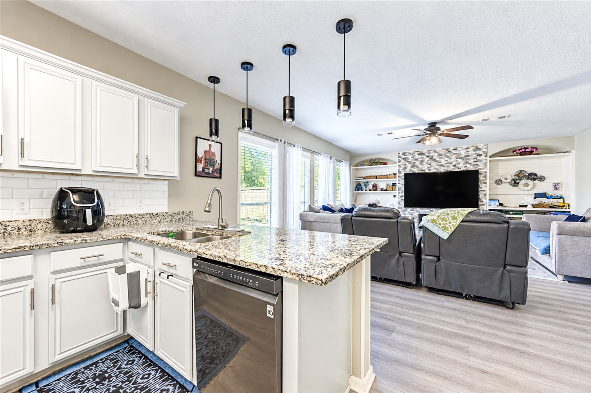 16831 Basewood Court, Sugar Land, TX 77498 16831 Basewood Court, Sugar Land, TX 77498