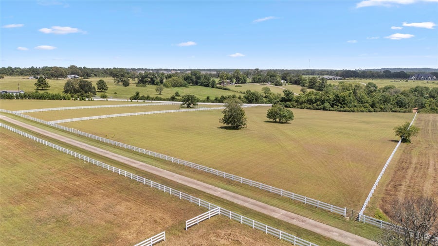 Property photo for 1936 Spring Branch Road, Montgomery, TX