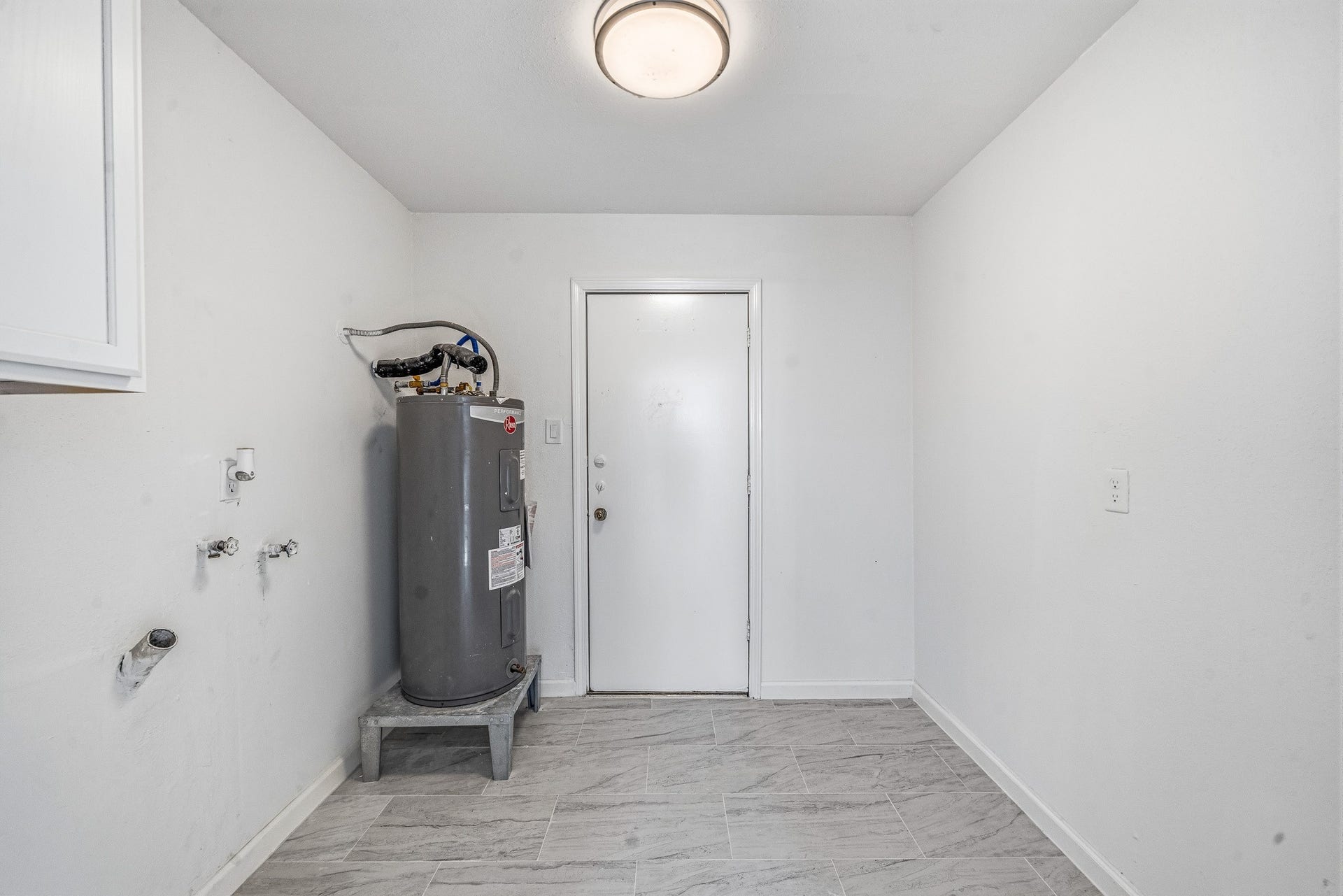 12723 Club Lane, Houston, TX 77099 12723 Club Lane, Houston, TX 77099