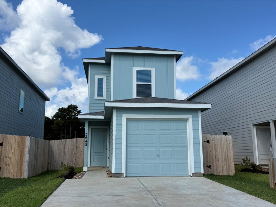 Property photo for 3642 Duplet Avenue, Conroe, TX