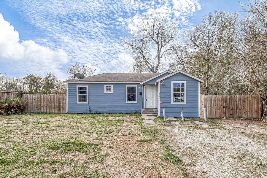 Property photo for 4006 Sunflower Street, Houston, TX