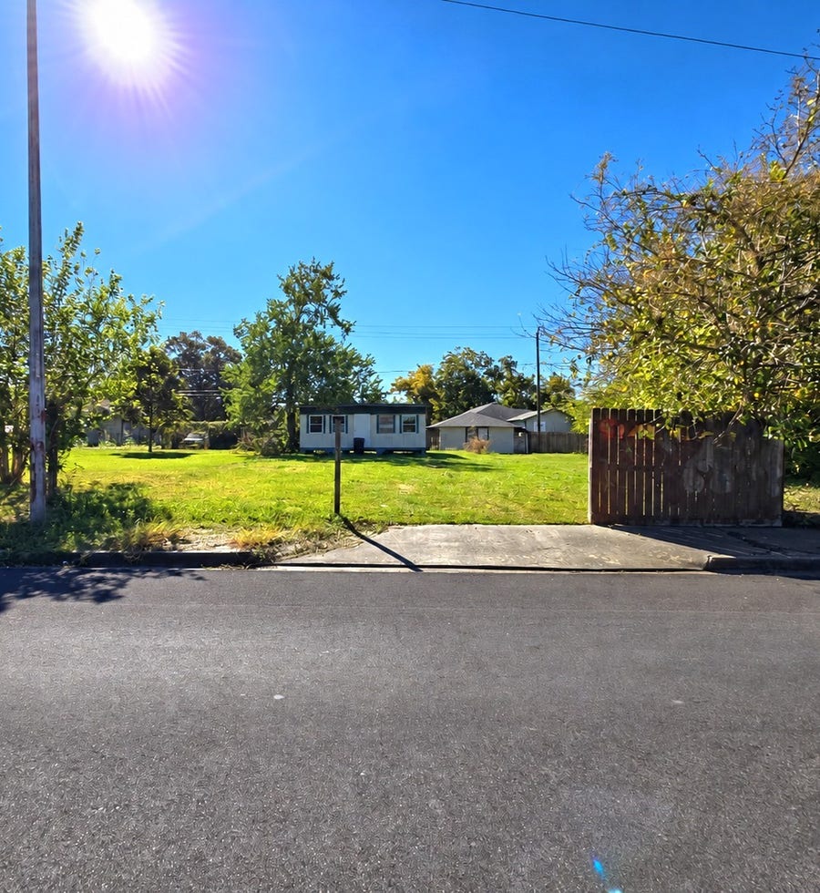 Property photo for 311 W Main Street, Baytown, TX