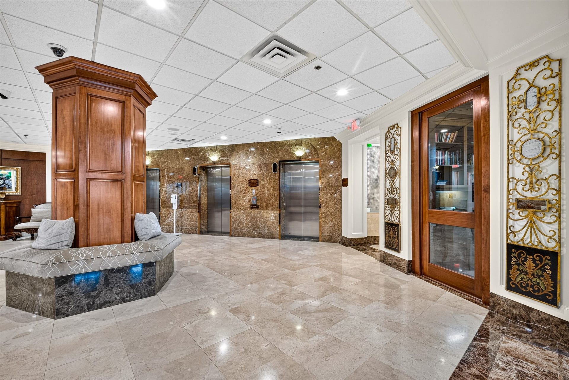 3525 Sage Road, #704, Houston, TX 77056 3525 Sage Road, #704, Houston, TX 77056