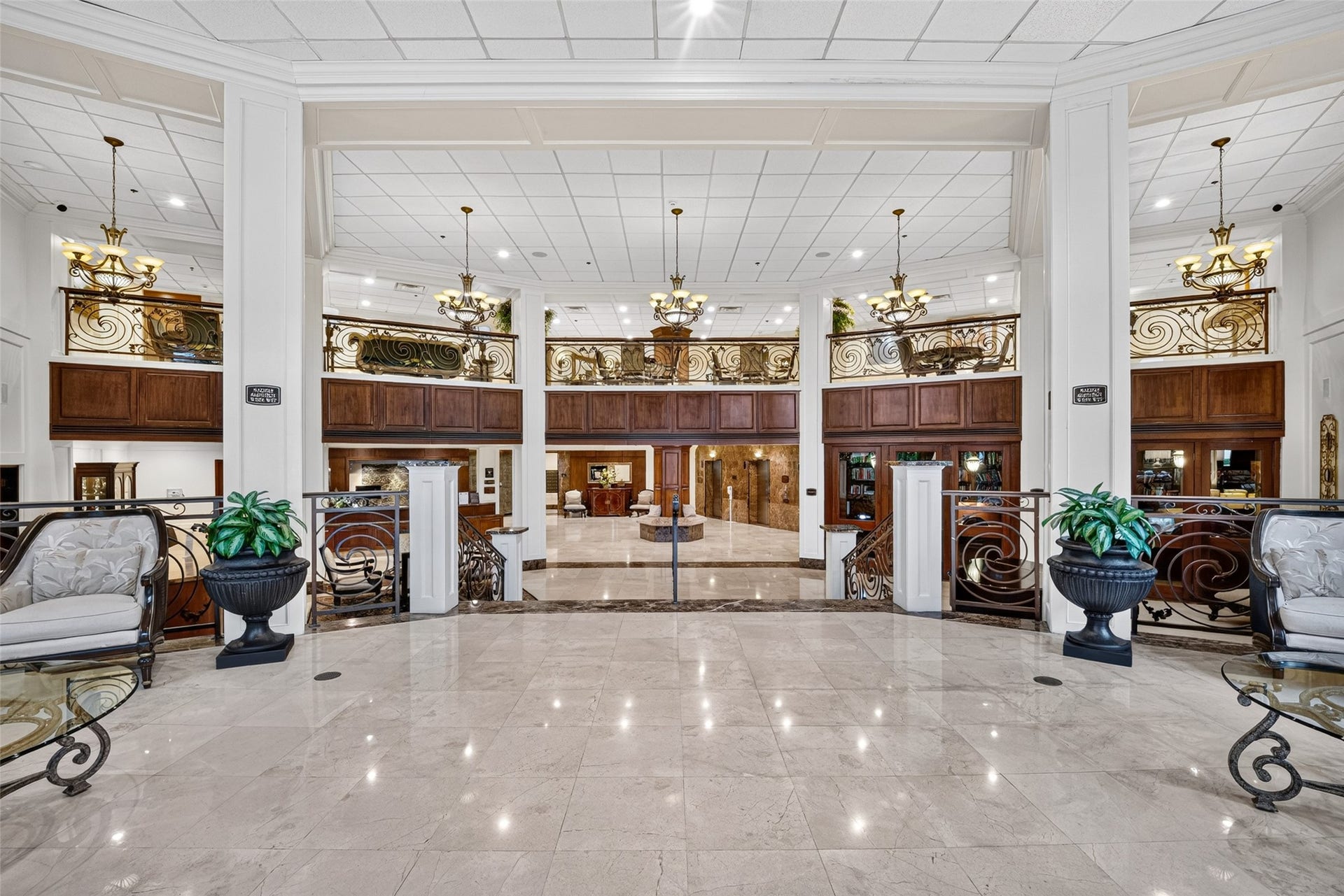 3525 Sage Road, #704, Houston, TX 77056 Gorgeous & welcoming lobby once you enter the building!