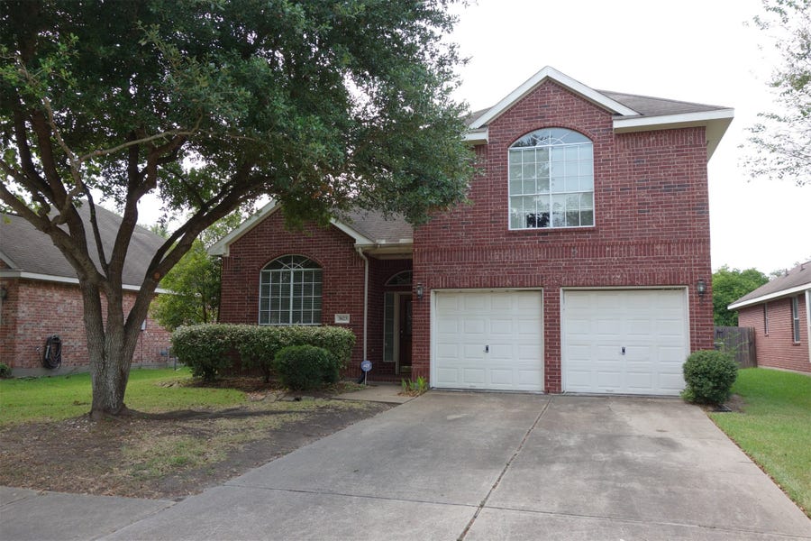 Property photo for 3623 Chatwood Drive, Pearland, TX