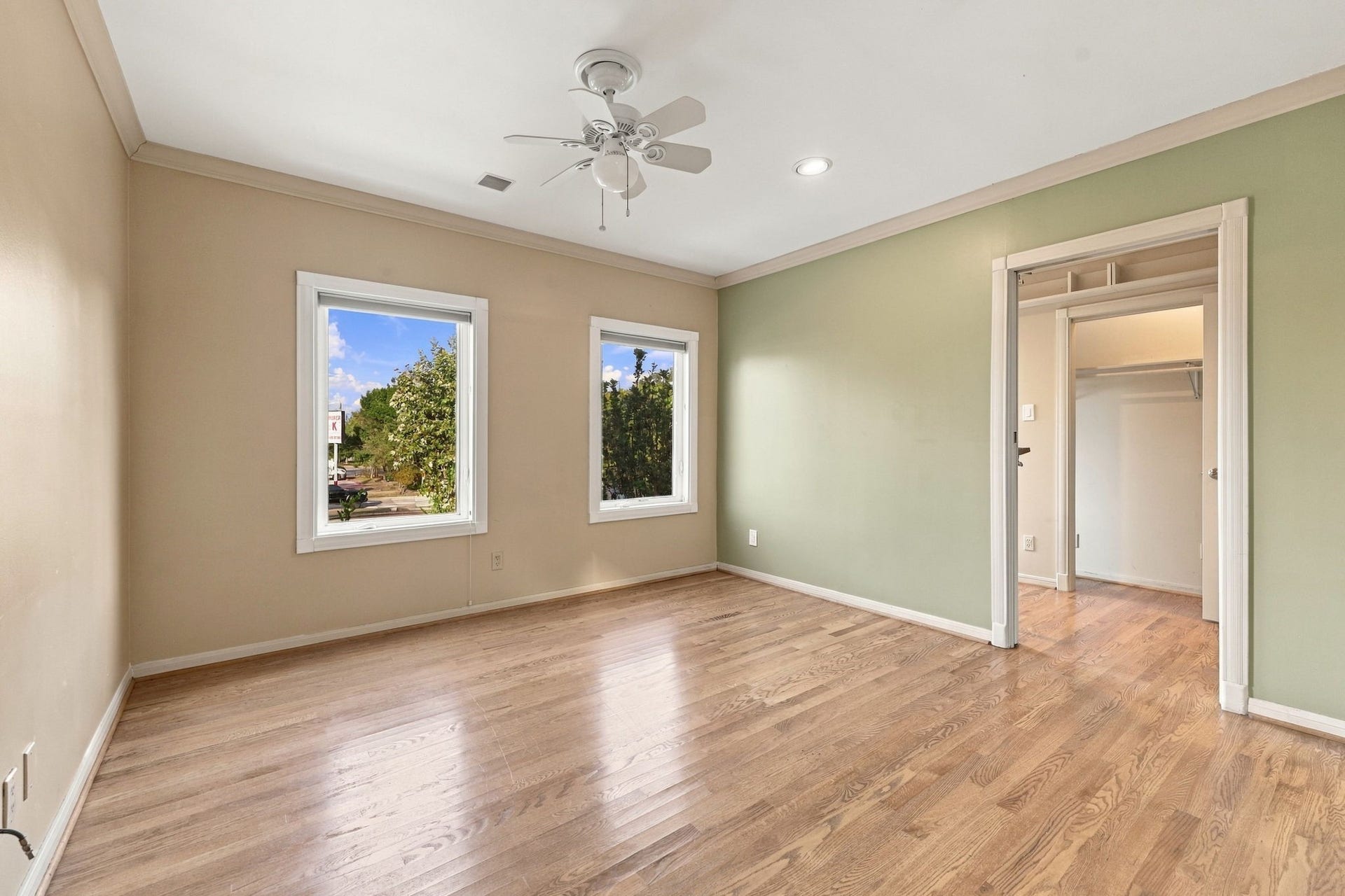 6205 Westcott Street, Houston, TX 77007 2nd Floor: 2nd bedroom