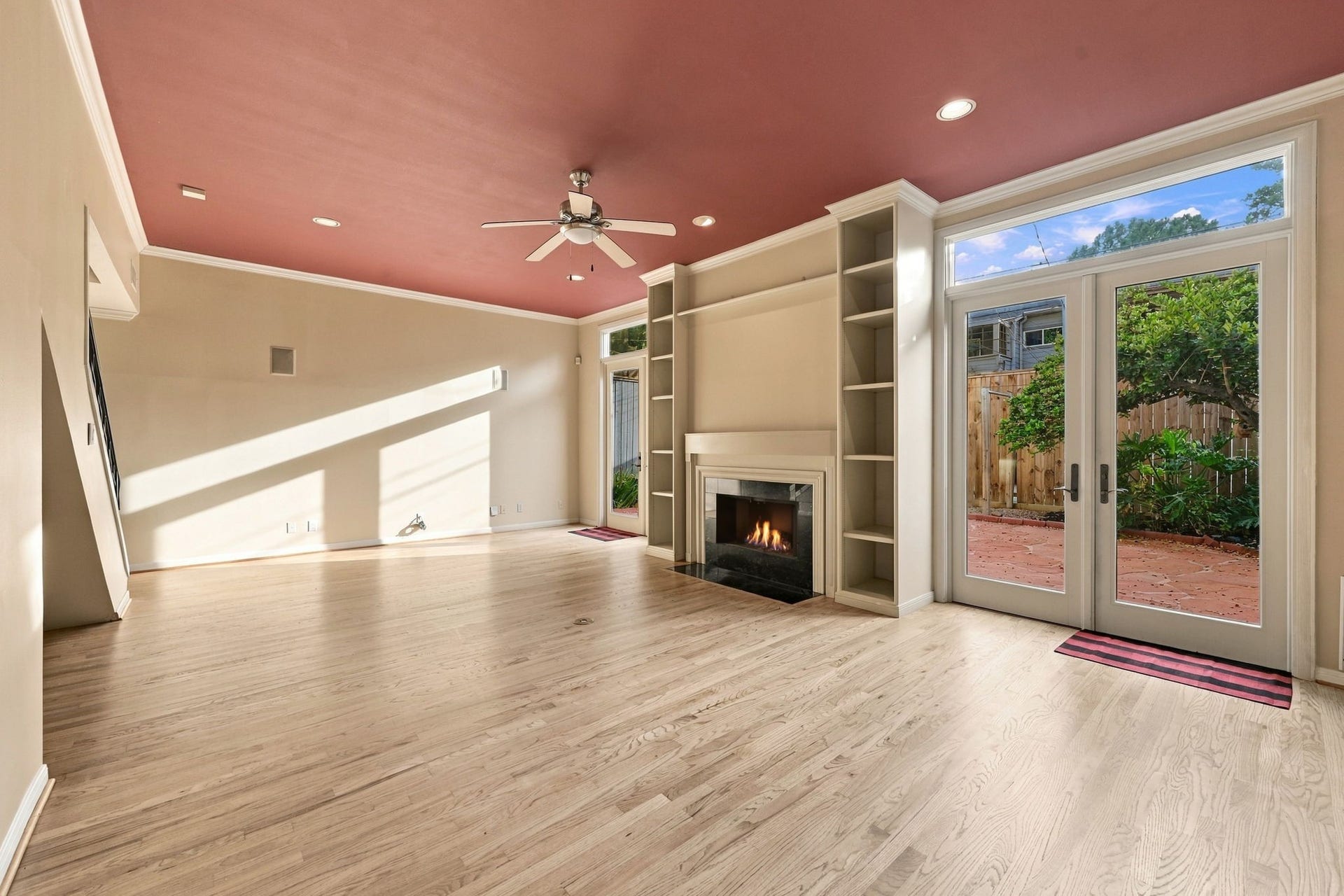 6205 Westcott Street, Houston, TX 77007 1st Floor: Oversized living room.