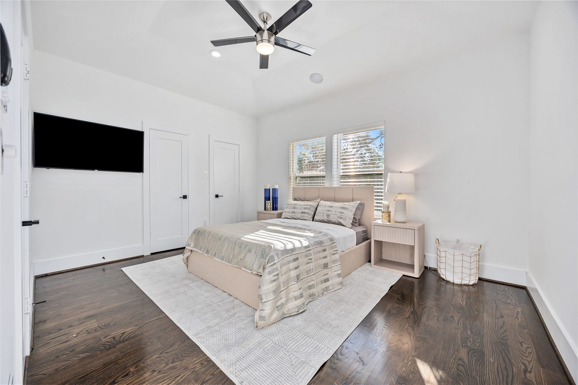 2310 Althea Drive, Houston, TX 77018 2310 Althea Drive, Houston, TX 77018