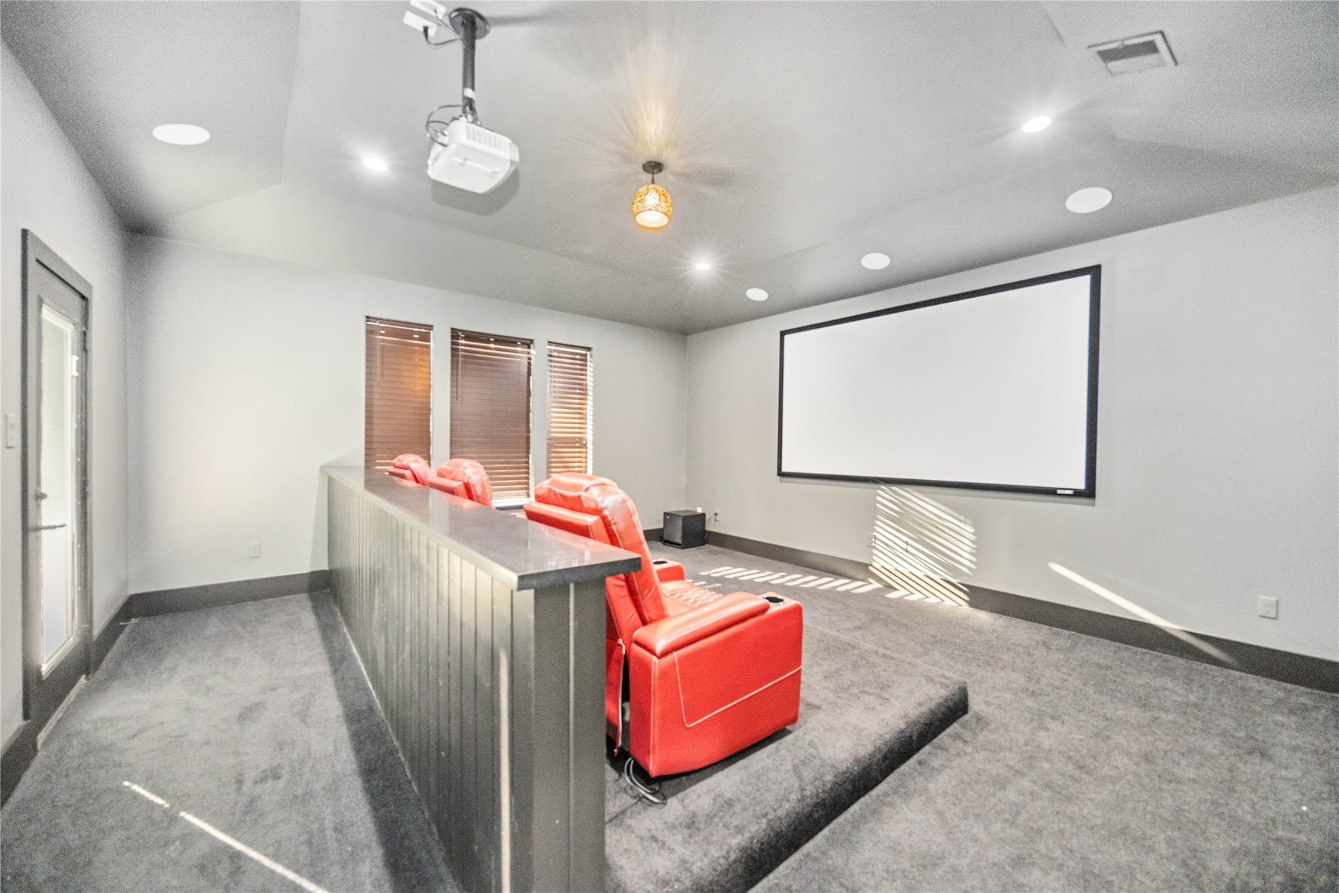 2310 Althea Drive, Houston, TX 77018 2310 Althea Drive, Houston, TX 77018