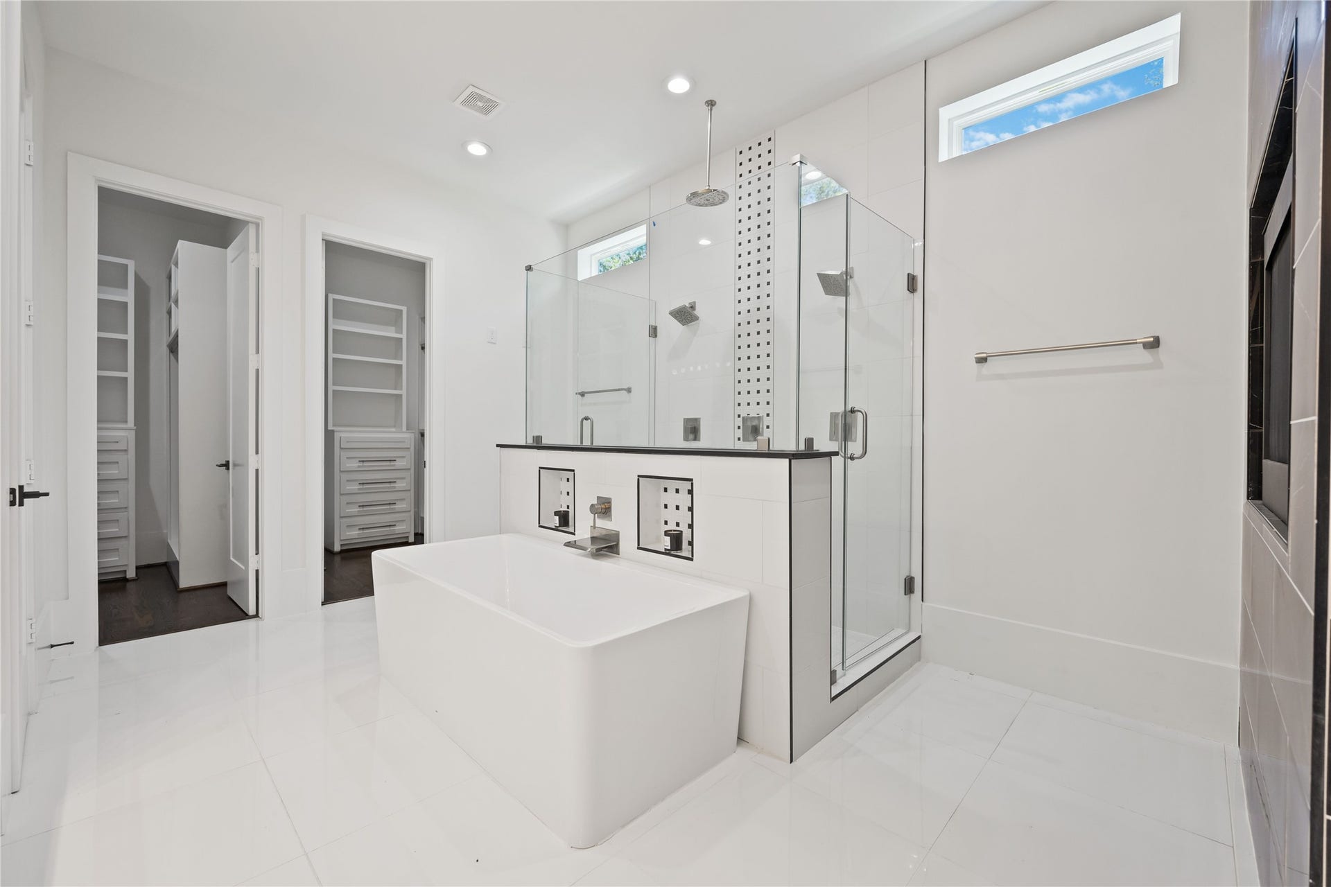 2310 Althea Drive, Houston, TX 77018 2310 Althea Drive, Houston, TX 77018