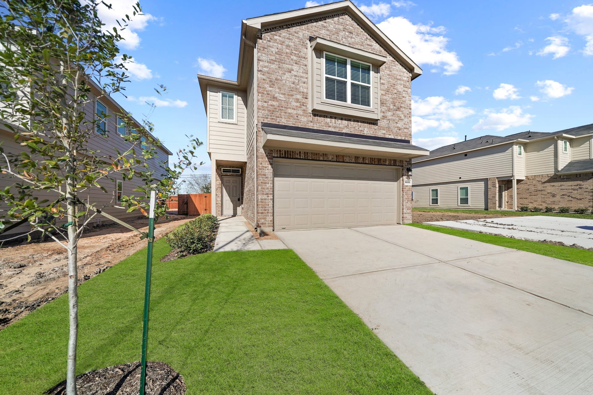 5033 Lady Morgan Drive, Houston, TX 77048 5033 Lady Morgan Drive, Houston, TX 77048
