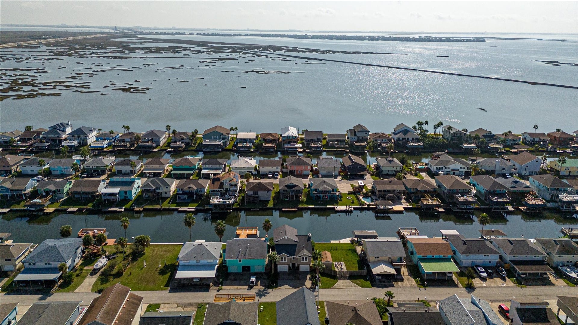 1095 Redfish Street, Bayou Vista, TX 77563 1095 Redfish Street, Bayou Vista, TX 77563