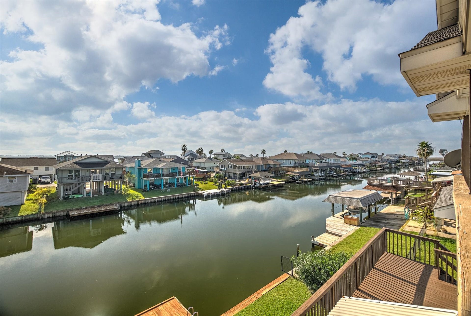 1095 Redfish Street, Bayou Vista, TX 77563 1095 Redfish Street, Bayou Vista, TX 77563