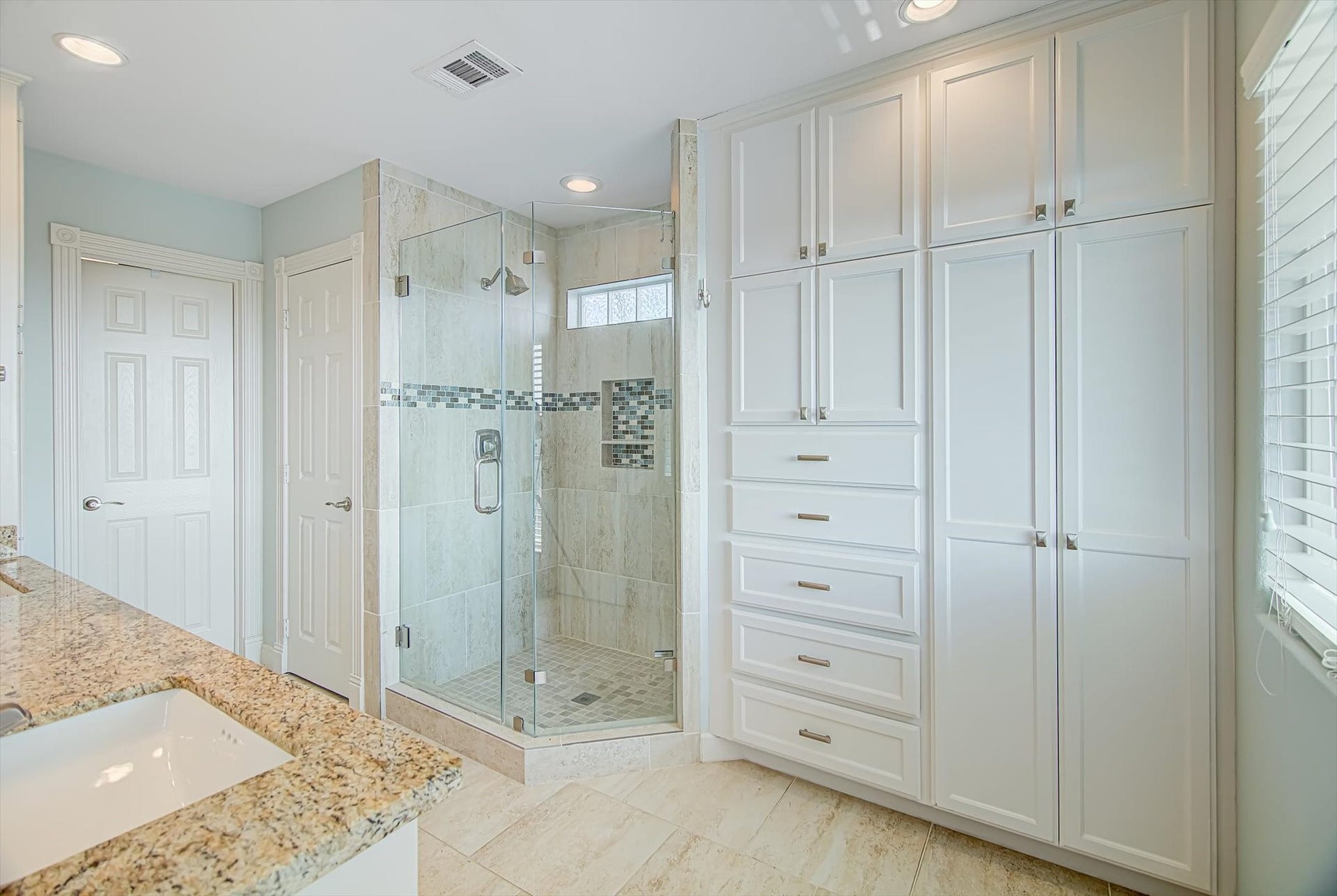 1095 Redfish Street, Bayou Vista, TX 77563 1095 Redfish Street, Bayou Vista, TX 77563