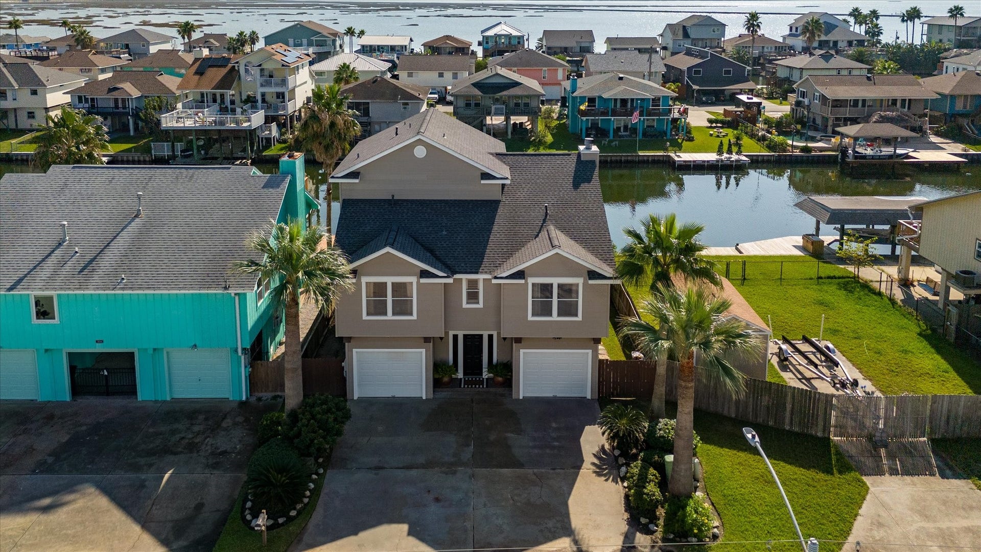 1095 Redfish Street, Bayou Vista, TX 77563 1095 Redfish Street, Bayou Vista, TX 77563