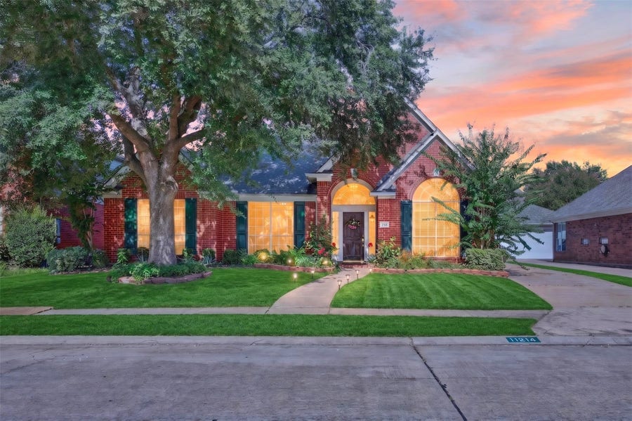 Property photo for 11214 Hillside Glen Trail, Houston, TX