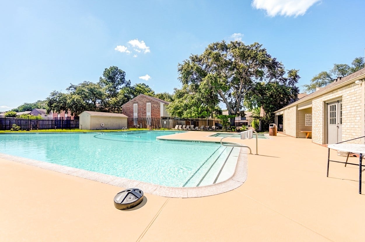9265 Westwood Village Drive, #49, Houston, TX 77036 Beautiful pool to relax